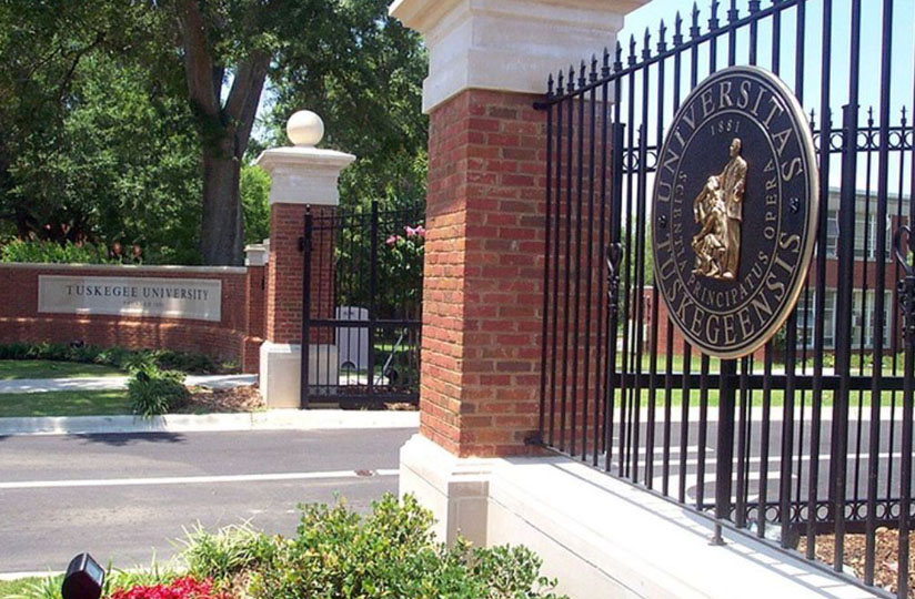 3 TU lincoln gates